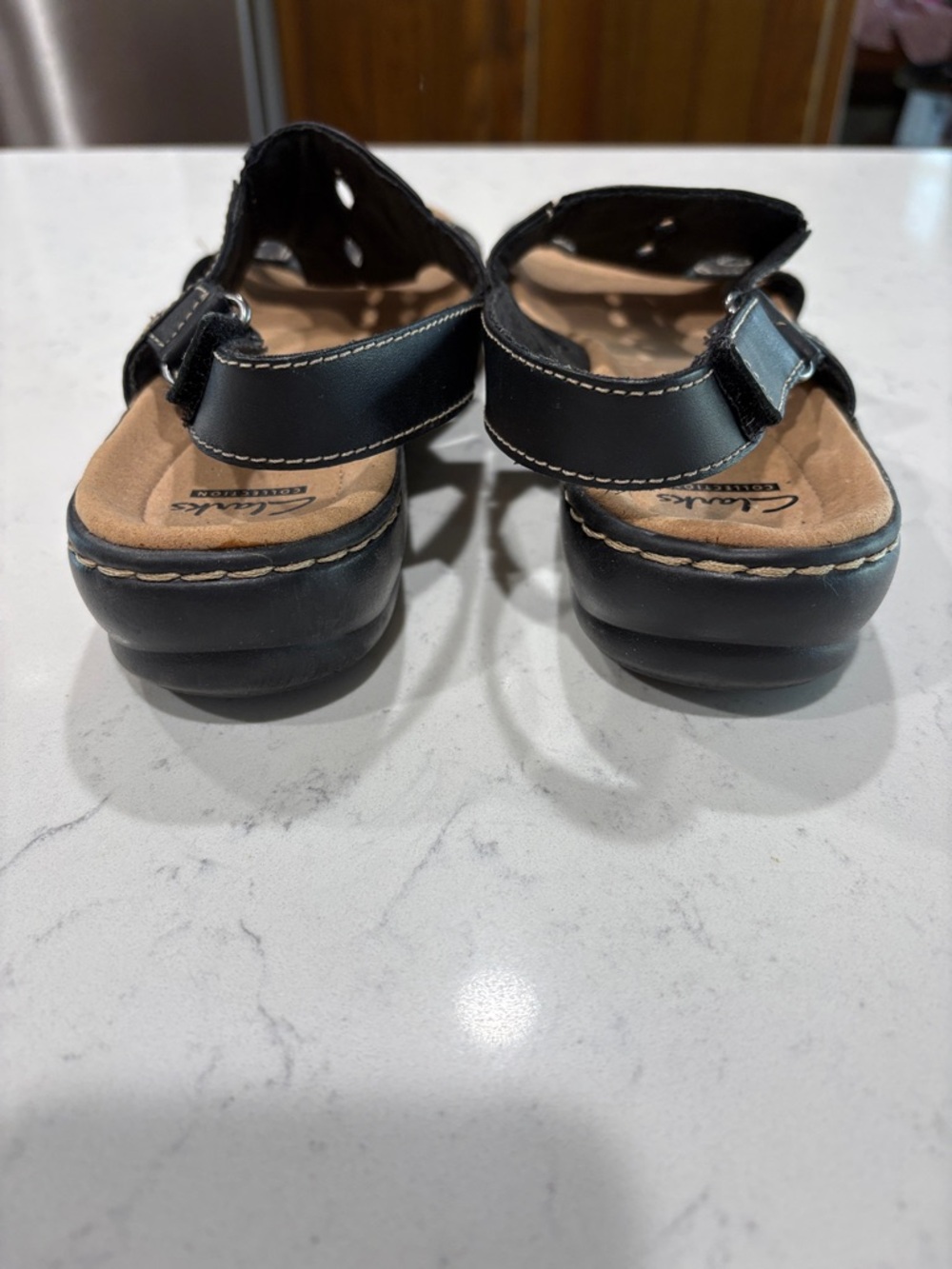 Clarks Black Leather Slingback Sandals with Tan Footbed - Picture 3 of 8